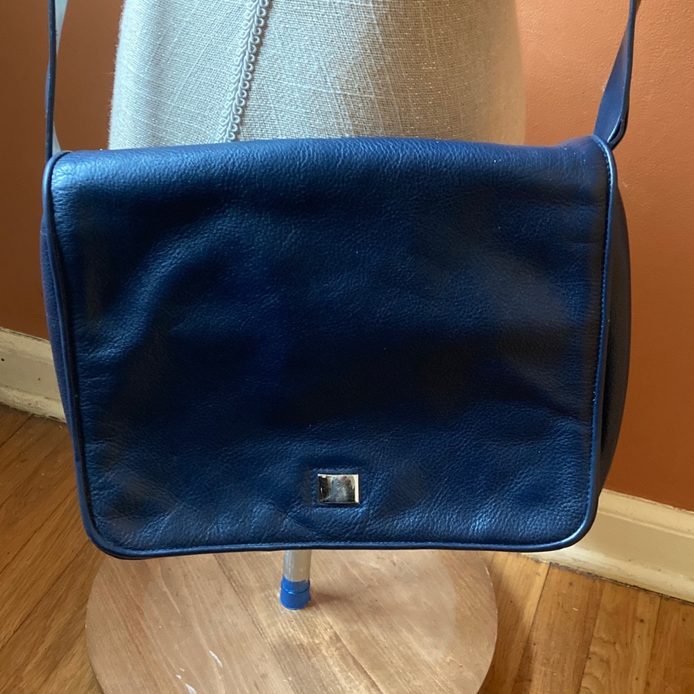 Elegant Navy Blue Leather Crossbody Bag